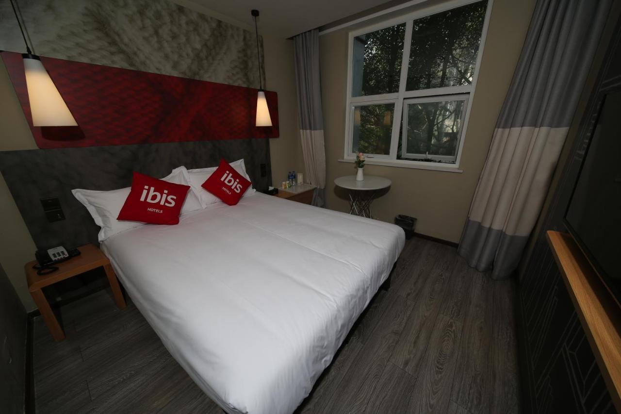 ibis Chengdu Meizhou Center Buitenkant foto