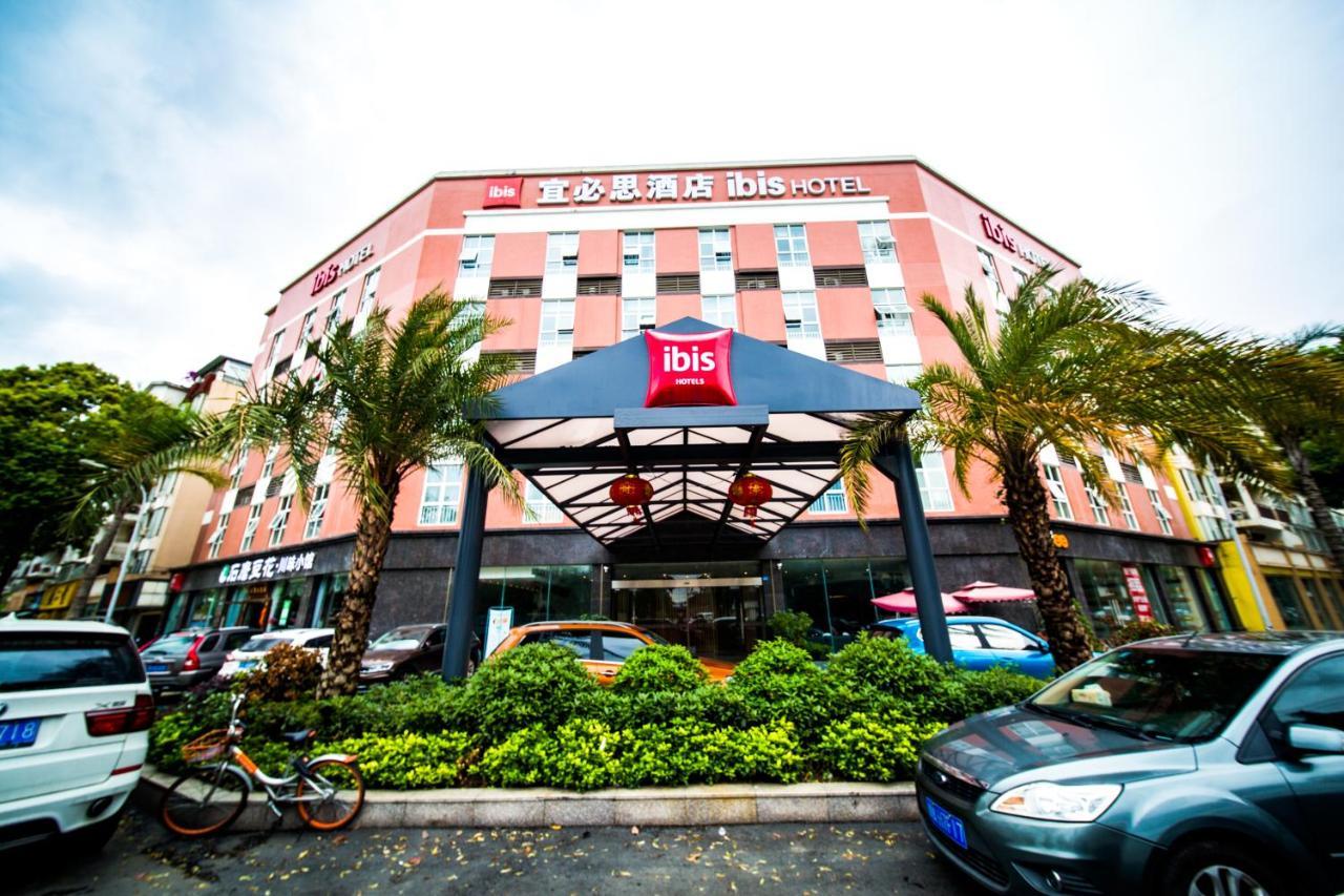 ibis Chengdu Meizhou Center Buitenkant foto