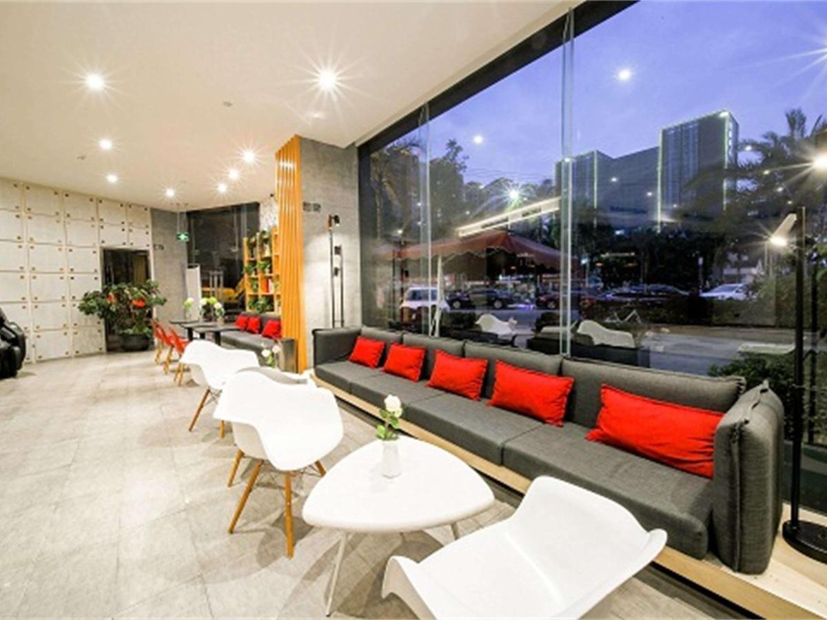 ibis Chengdu Meizhou Center Buitenkant foto