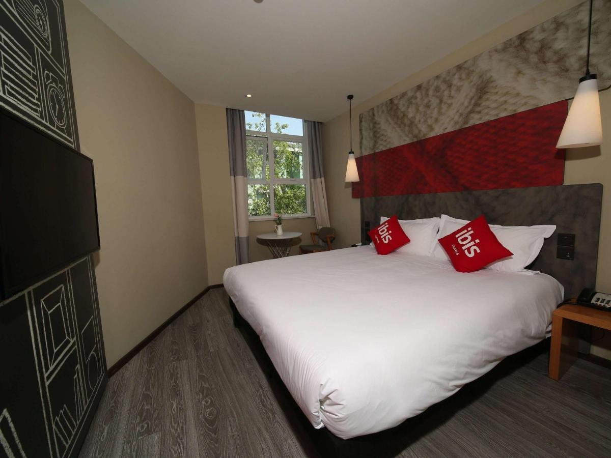 ibis Chengdu Meizhou Center Buitenkant foto